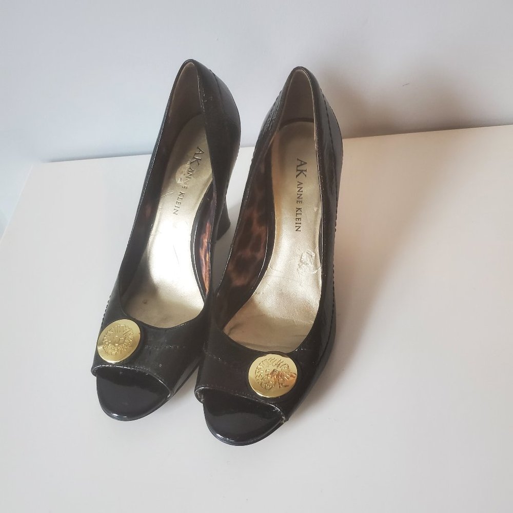 ANN KLEIN |  Black Peeptoe wedge sandal